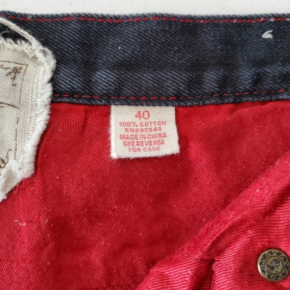 *SOLD* KANJI Paint & Embroidered Skull Jean Shorts - Picture 6 of 11